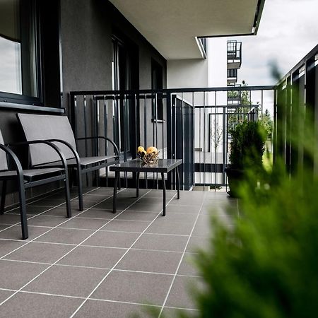 Hypnotize Apartment Glamour โคนิน ภายนอก รูปภาพ