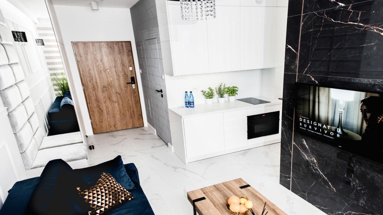 Hypnotize Apartment Glamour โคนิน ภายนอก รูปภาพ